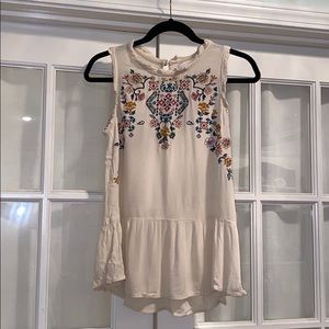 Xhilaration Off White Aztec Pattern Tank Top